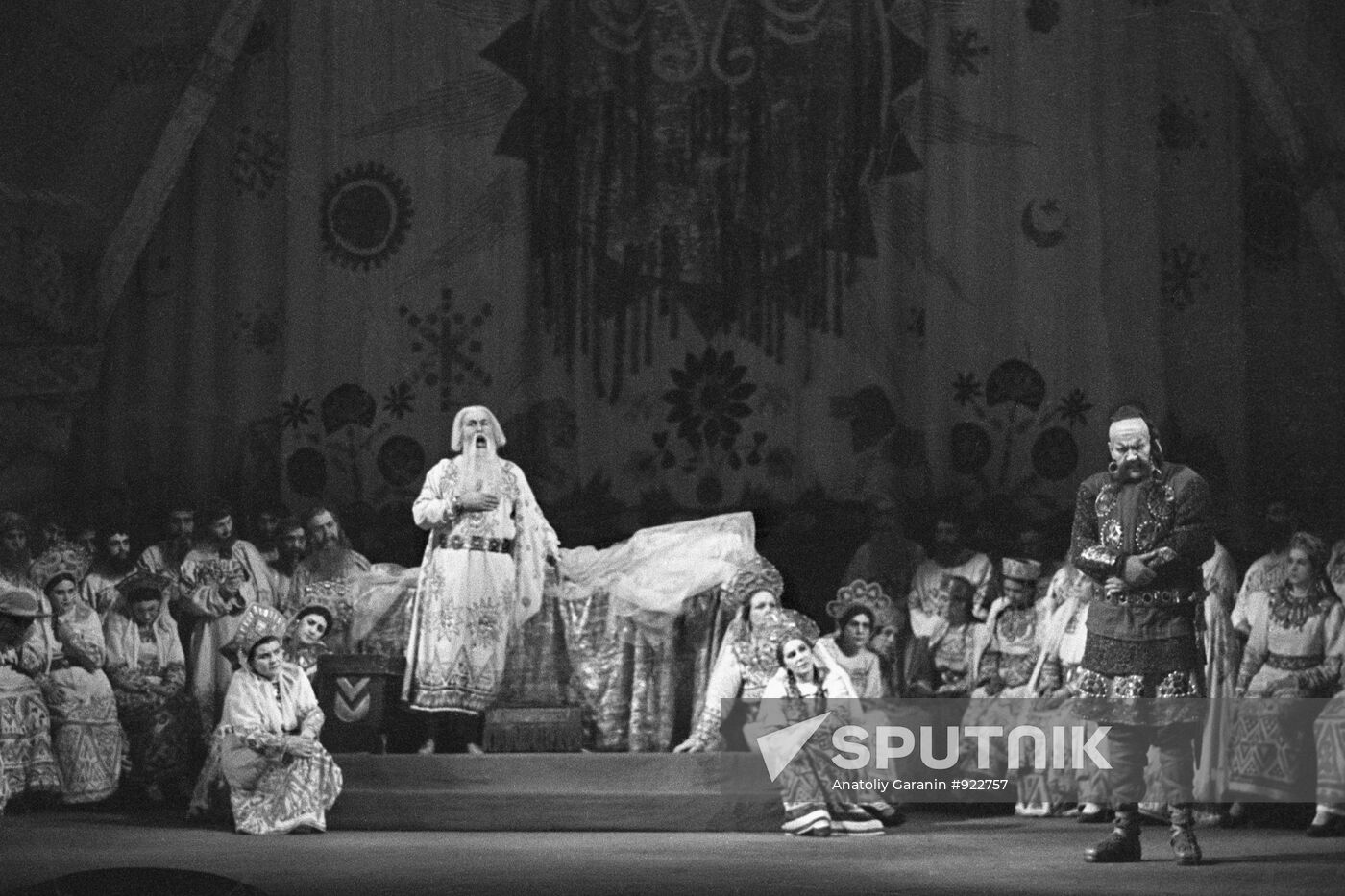 "Ruslan and Ludmila" staged at Bolshoi Theater