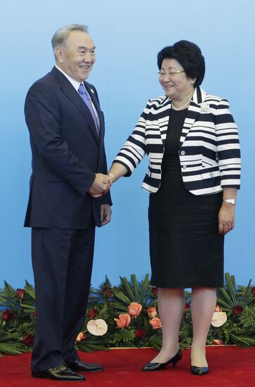 Nursultan Nazarbayev and Roza Otunbayeva