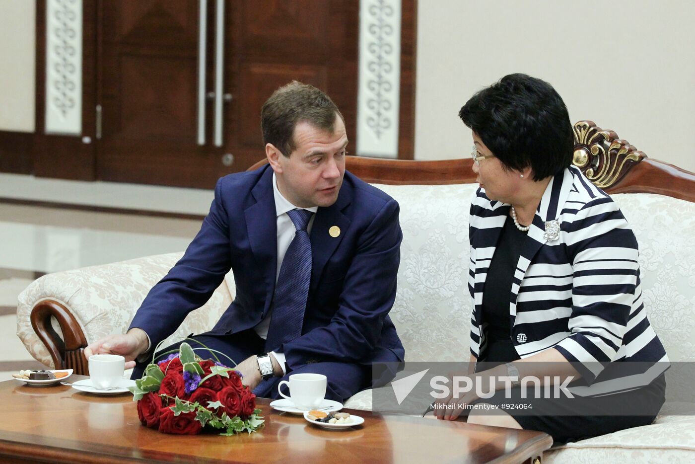 Dmitry Medvedev and Roza Otunbayeva