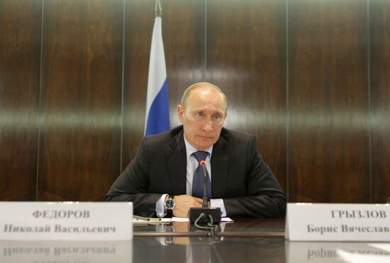 V.Putin meets with Russian Popular Front Coordinating Committee