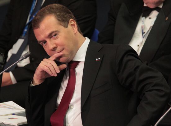 Dmitry Medvedev presents 2011 Global Energy awards