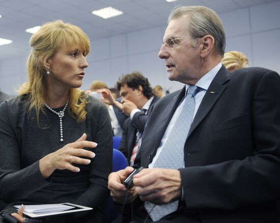 Jacques Rogge and Svetlana Zhurova