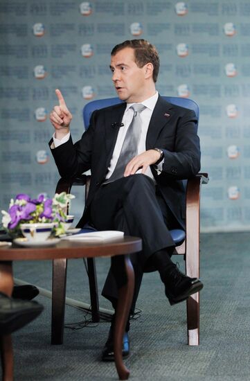 Dmitry Medvedev gives interview to The Financial Times