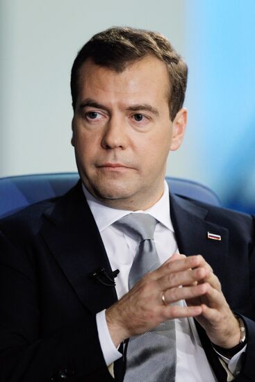 Dmitry Medvedev gives interview to The Financial Times