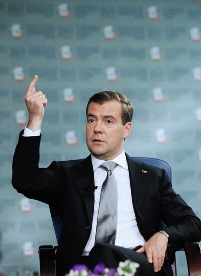 Dmitry Medvedev gives interview to The Financial Times