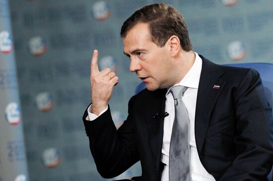 Dmitry Medvedev gives interview to The Financial Times