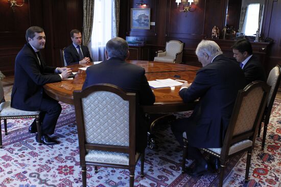 Dmitry Medvedev meets leaders of United Russia