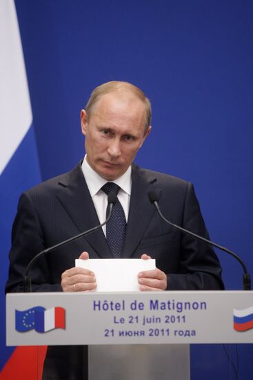 Vladimir Putin's visit to Paris