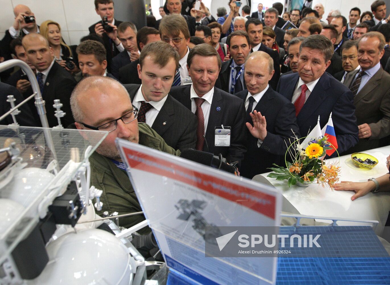 Vladimir Putin's visit to Paris