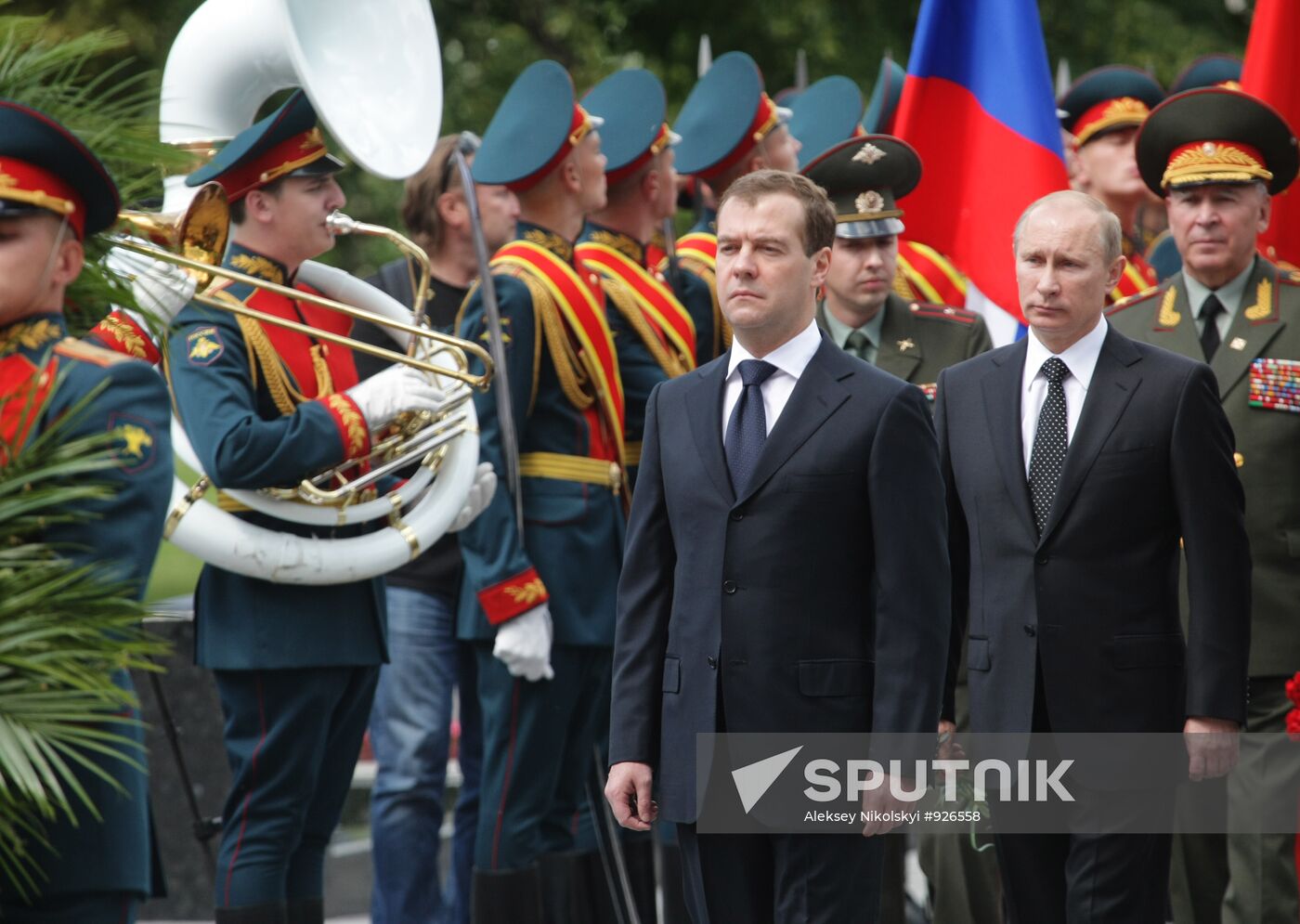 Vladimir Putin at memorial ceremony in Moscow