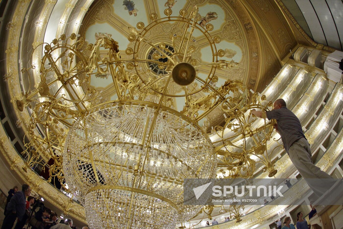 Bolshoi auditorium restoration