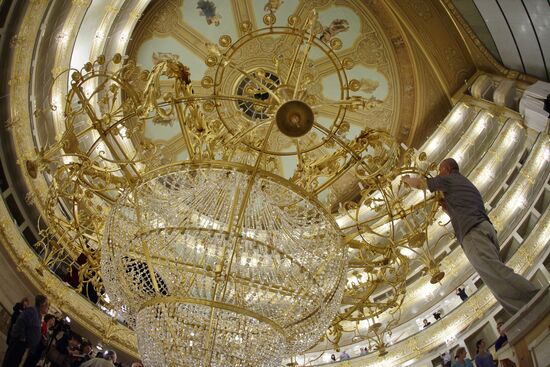 Bolshoi auditorium restoration