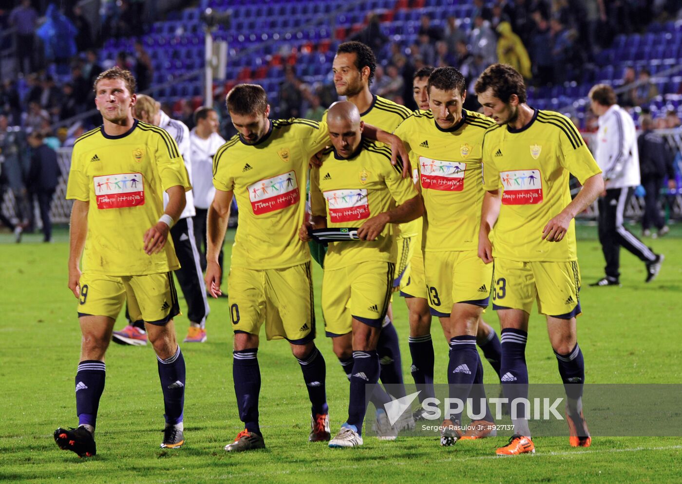 Football. RFPL. Match Soviet Wings - Anji