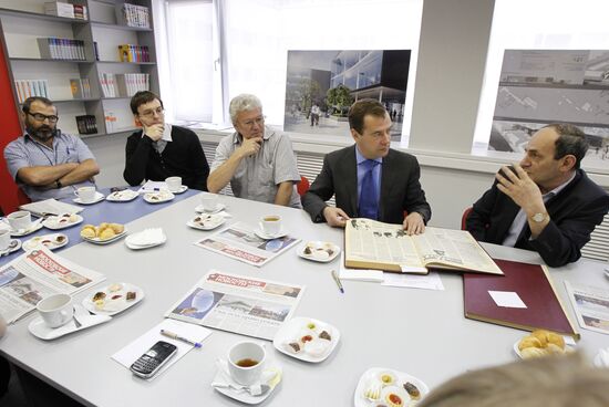 President Medvedev visits Moscow News