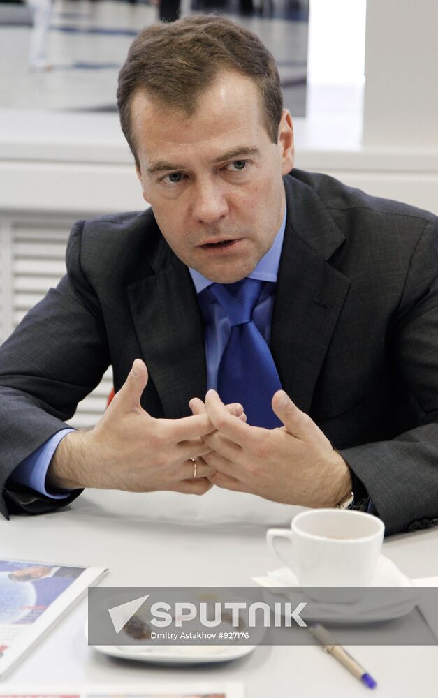 President Medvedev visits Moscow News