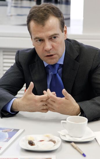 President Medvedev visits Moscow News