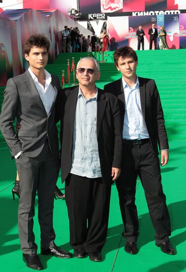 Karen Shakhnazarov with sons