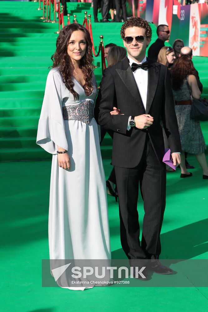 Anna Alexeyeva, Konstantin Kryukov
