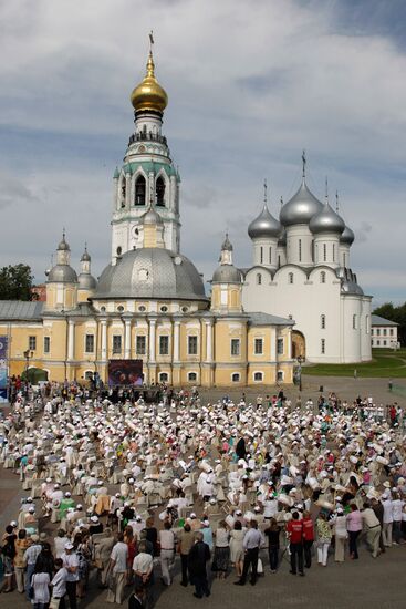 Record in lace-weaving, Vologda