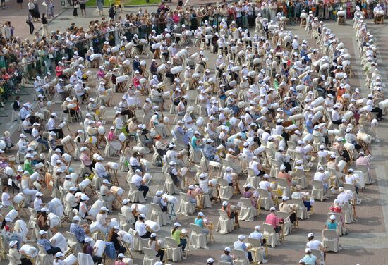 Record in lace-weaving, Vologda