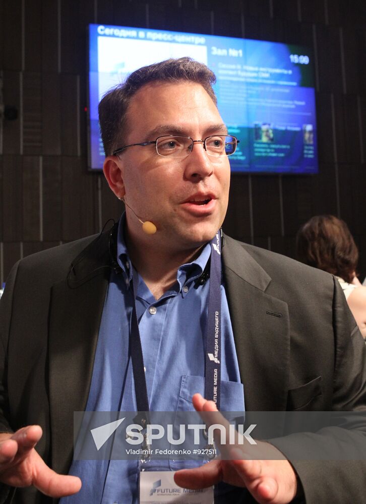 Andrew Zmolek
