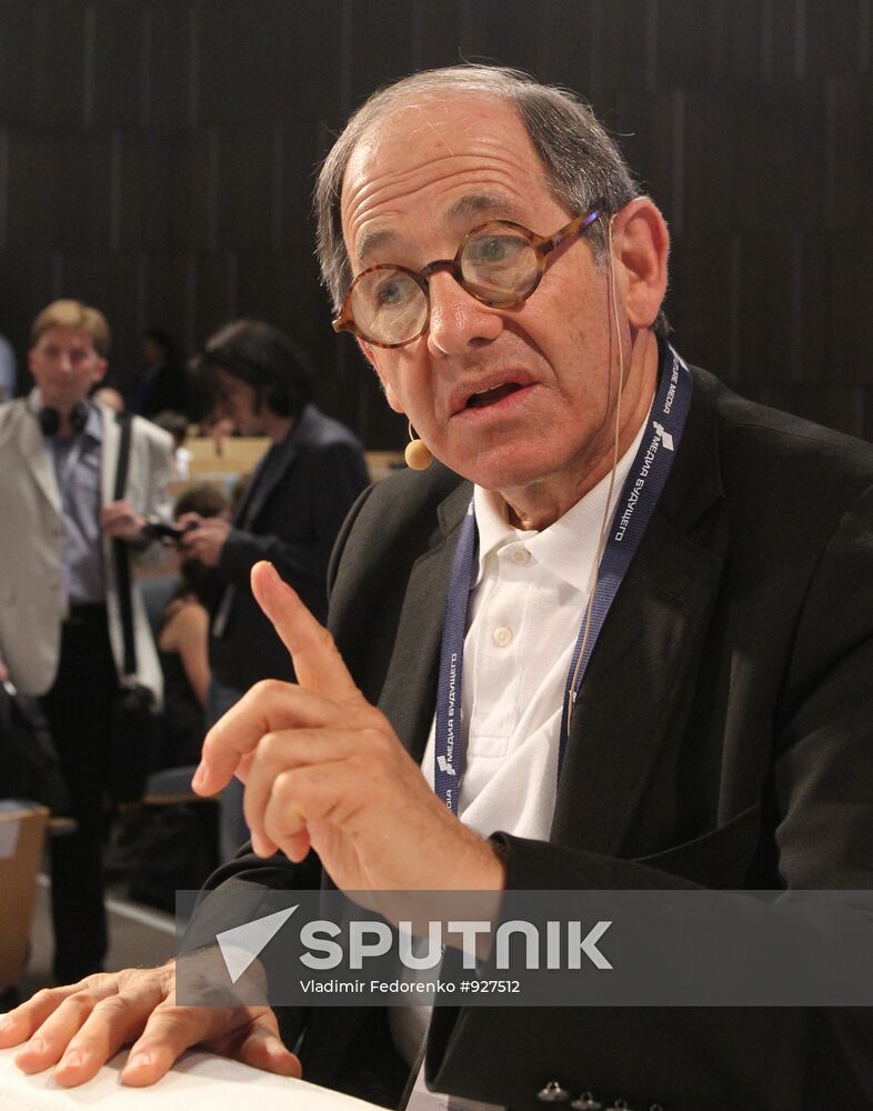 Ralph Simon