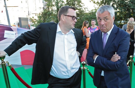 Sergei Lazarchyuk and Vyacheslav Telnov
