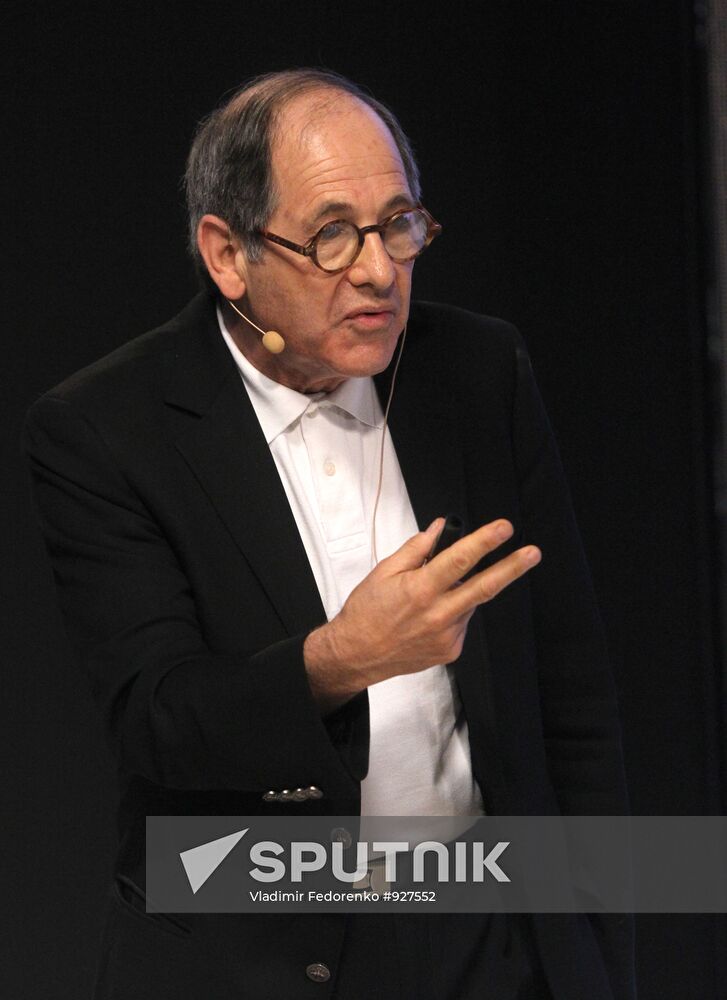 Ralph Simon