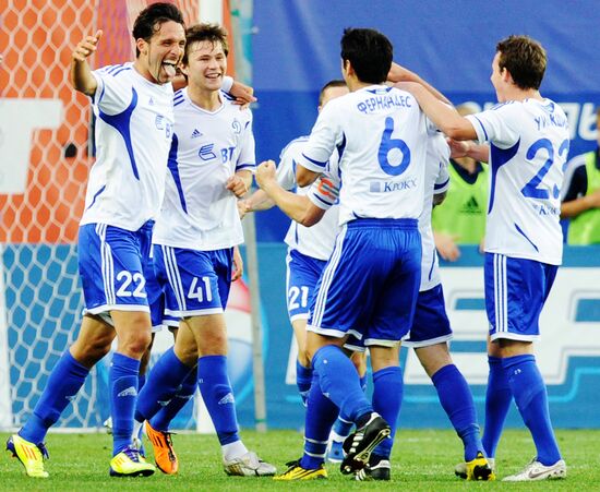 Football. RFPL. Match Dinamo - Lokomotiv
