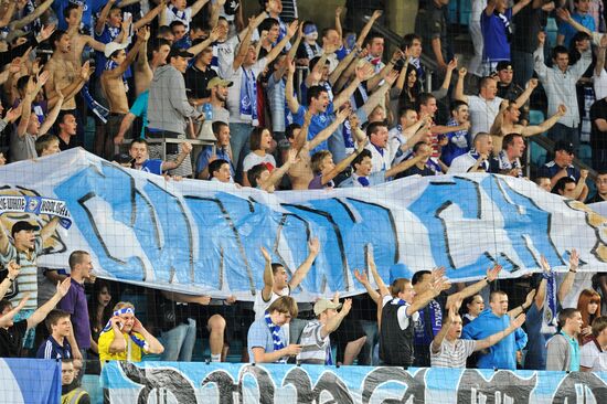 Football. RFPL. Match "Dinamo" - "Lokomotiv"