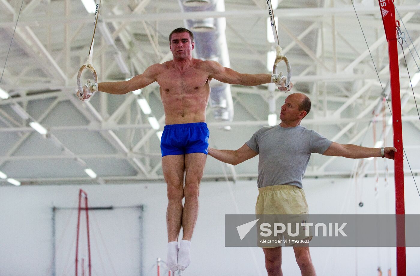 Konstantin Pluzhnikov, Leonid Abramov
