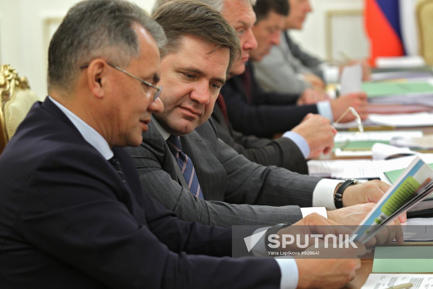 Sergey Shoigu, Sergey Shmatko