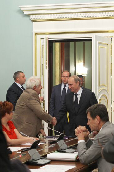 Putin meets Russian animators