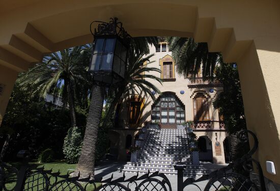 Foreign countries. Spain