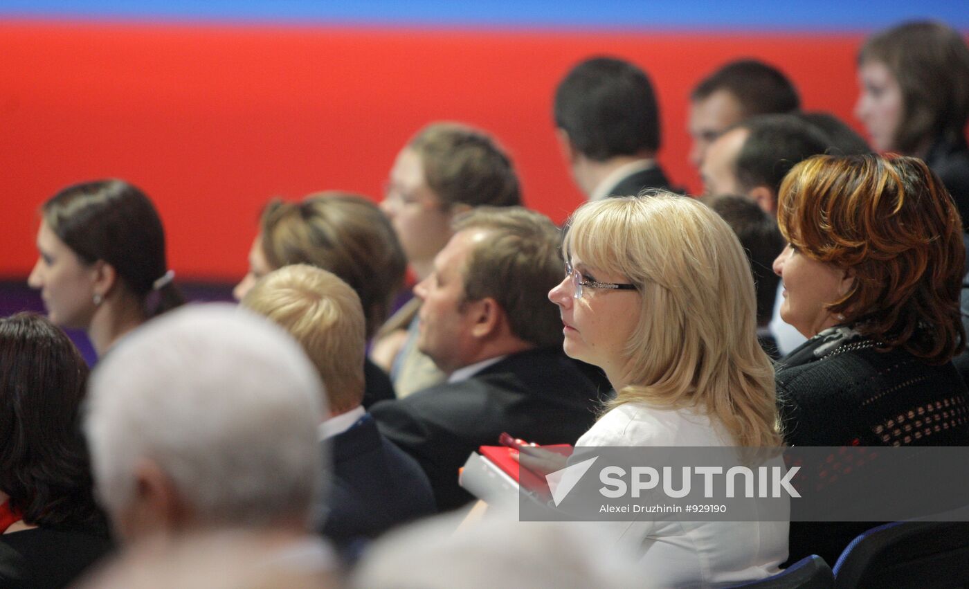 Yelena Skrynnik and Tatyana Golikova