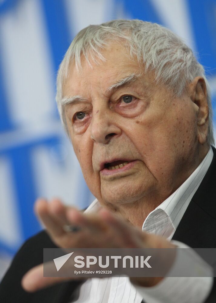 Taganka Theater Director Lubimov's news conference