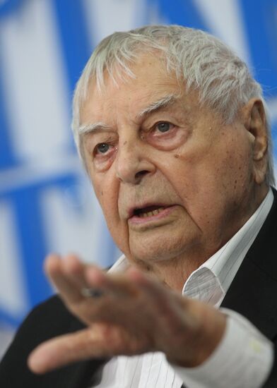 Taganka Theater Director Lubimov's news conference