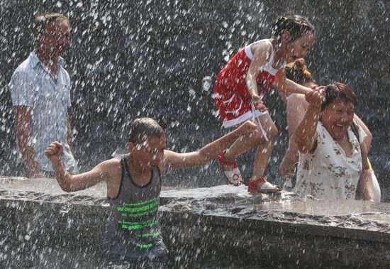 Moscow hit by heatwave