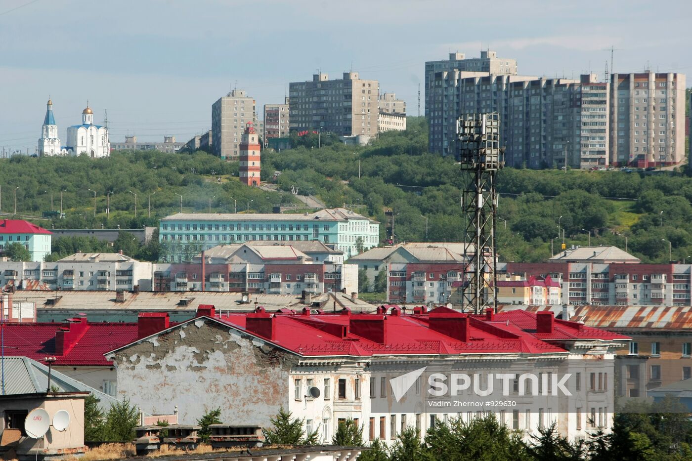 Commissioning of Prirazlomnaya platform rig in Murmansk