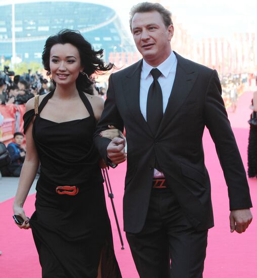 Marat Basharov, Karlygash Mukhamejanova