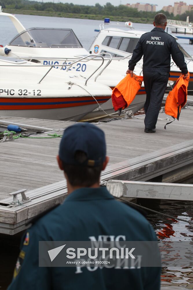 GIMS raid patrol on Pirogovsky reservoir