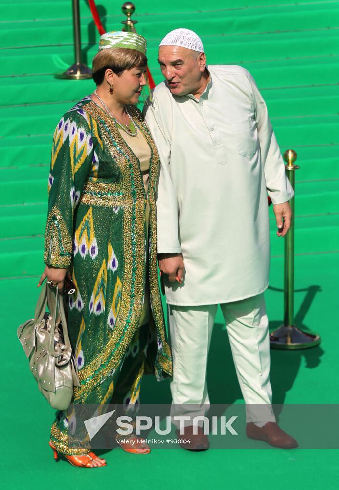 Alexei Petrenko with his wife Azino