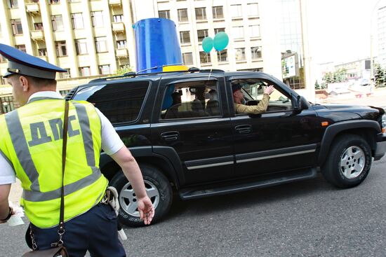 Blue Buckets movement rallies to mark traffic police anniversary