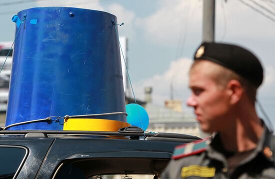 Blue Buckets movement rallies to mark traffic police anniversary