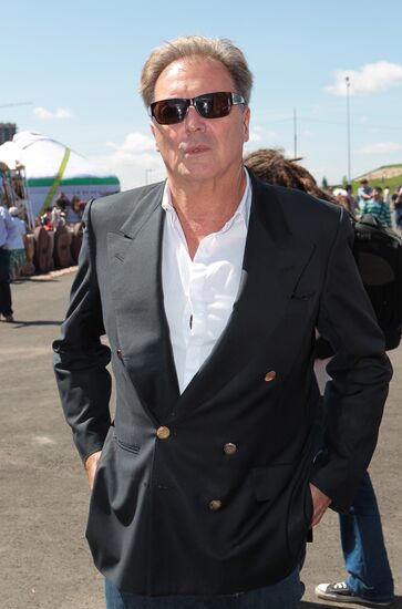Armand Assante