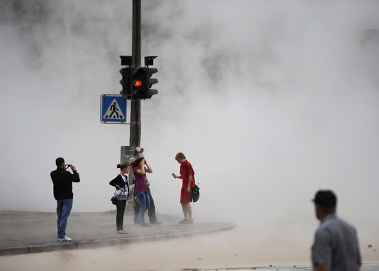 Esenina street in St. Petersburg flooded with boilng water