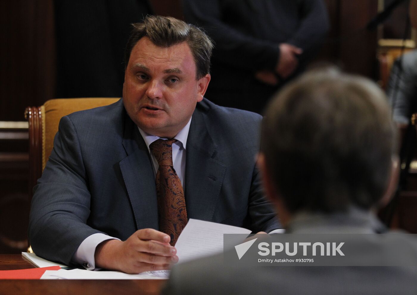Dmitry Medvedev holds video conference