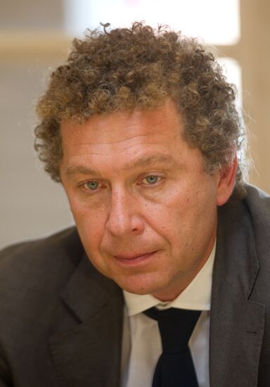 Alexander Mamut gives interview