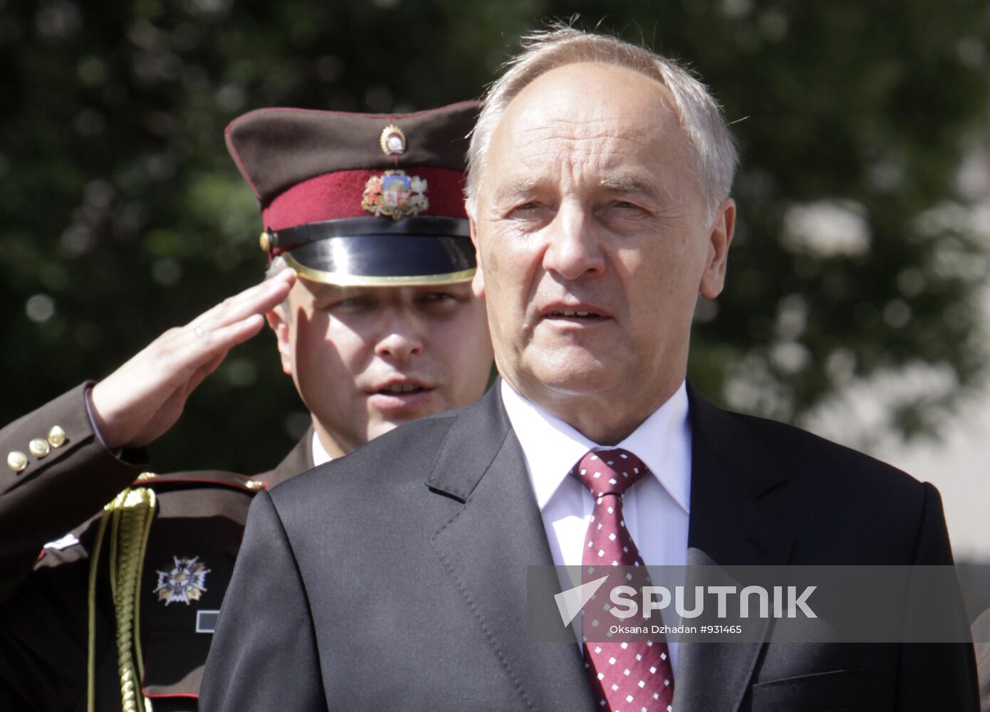 Latvia's new president, Andris Berzins, sworn in