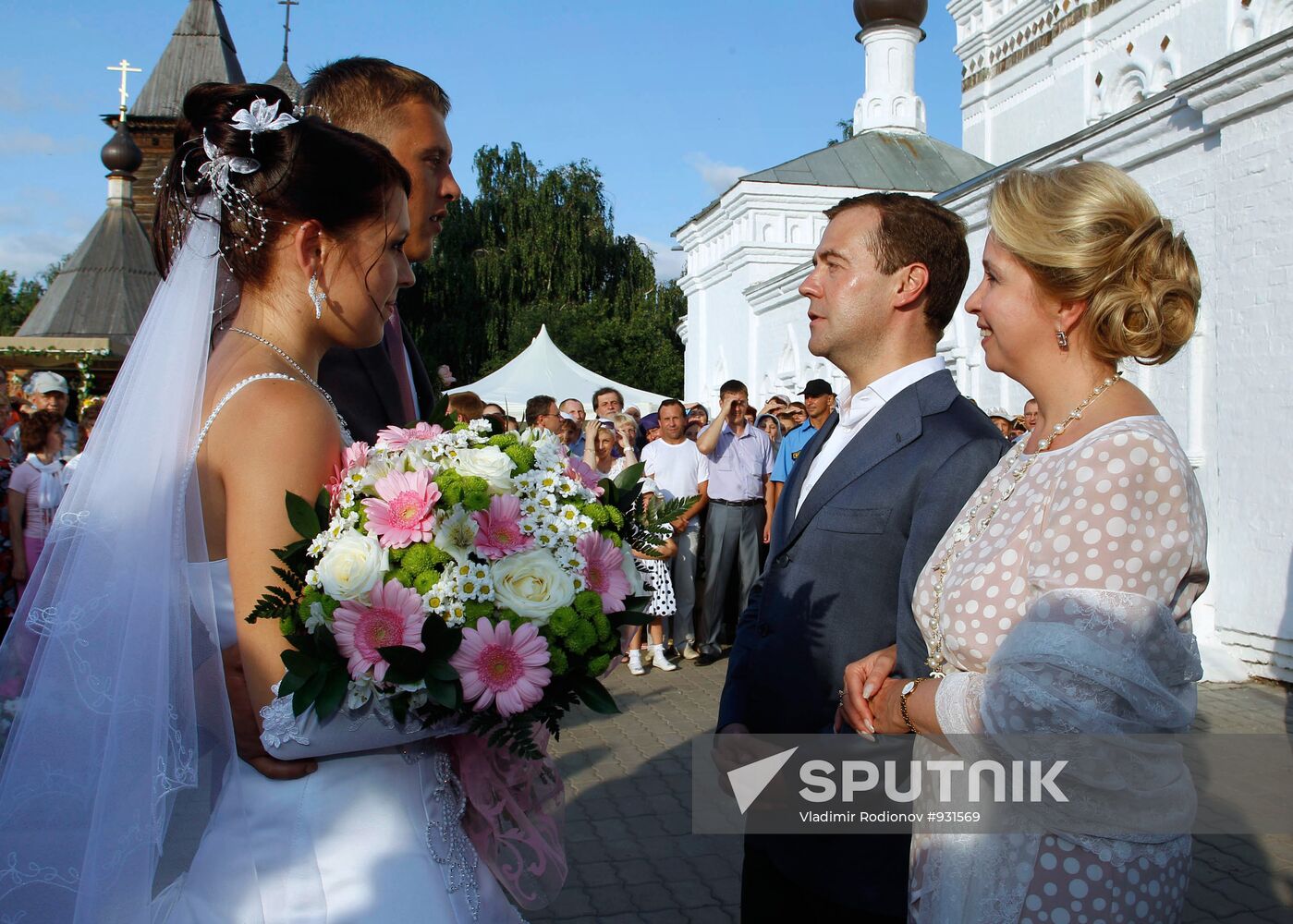 President Medvedev, First Lady visit Murom
